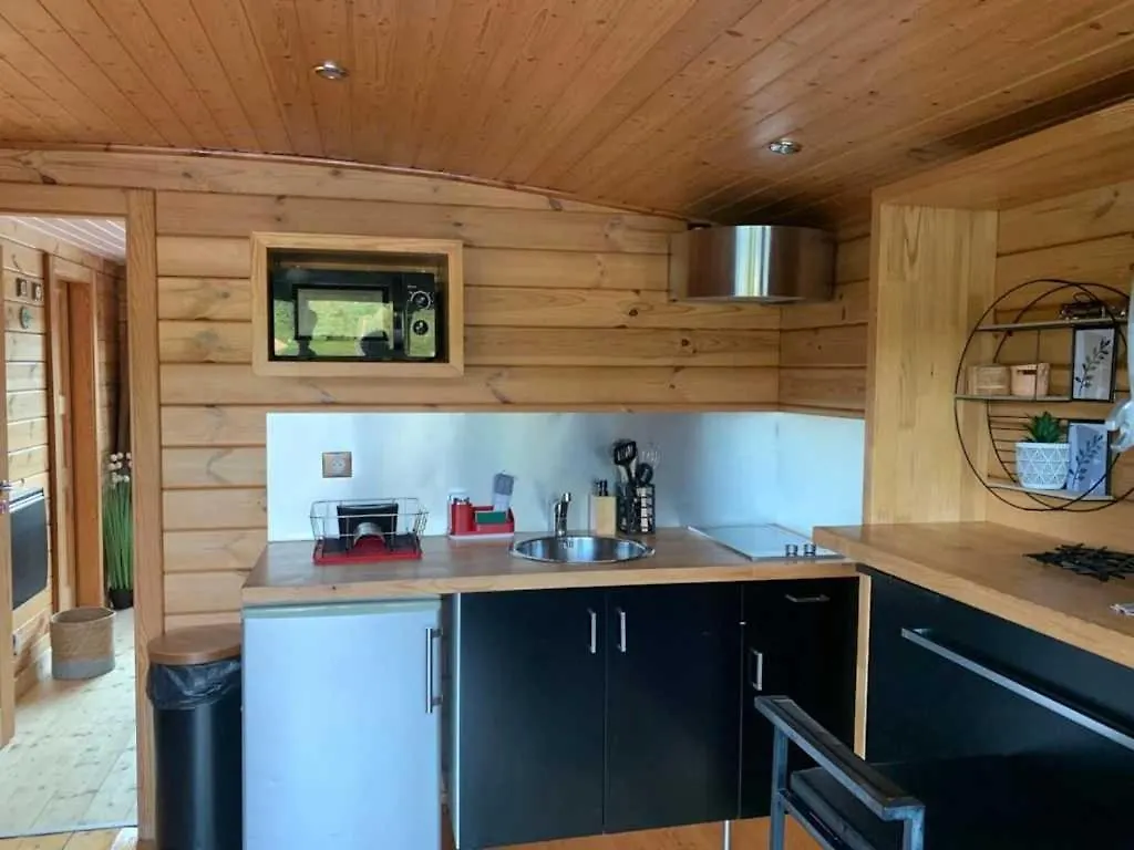 Holiday home Cabane - Piscine - Eecede Chassenard France