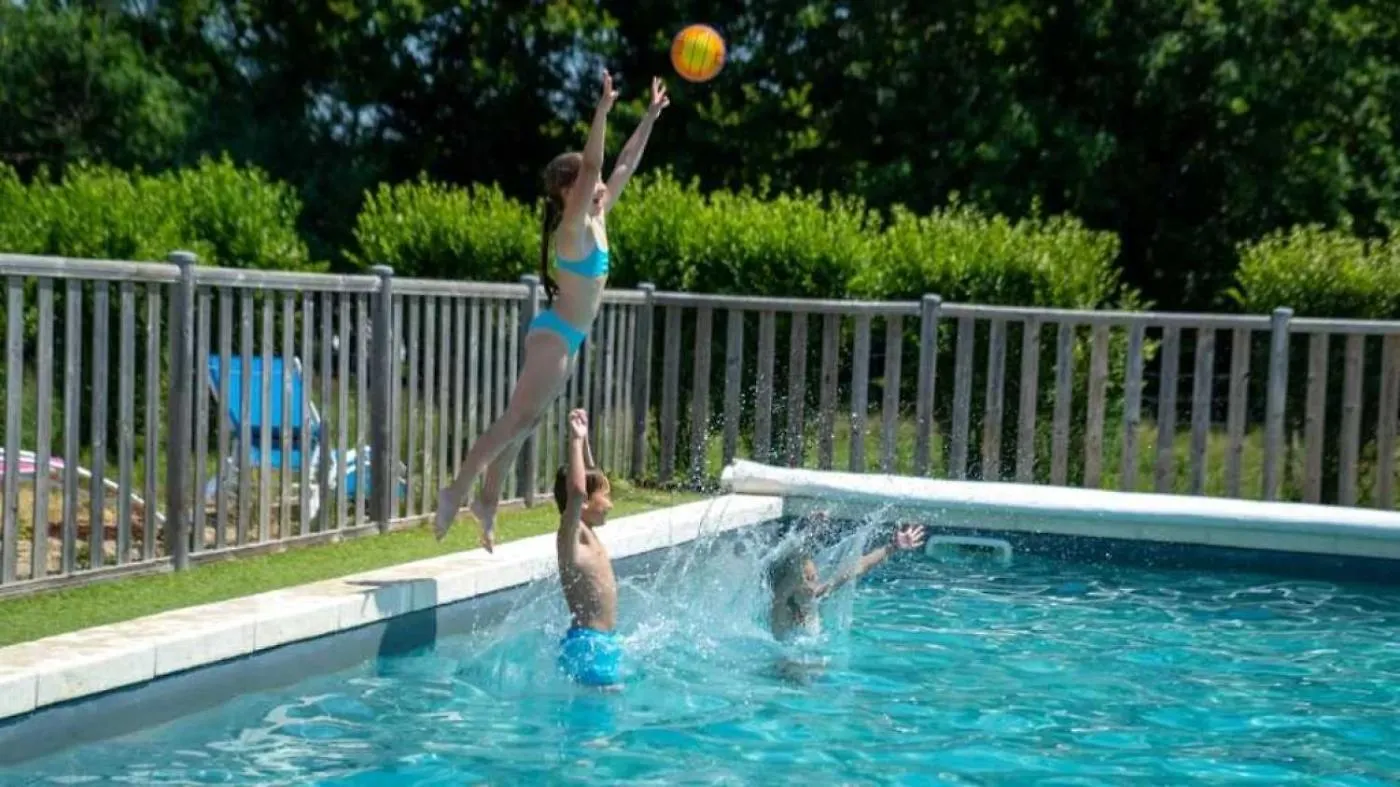 Cabane - Piscine - Eecede Chassenard Holiday home