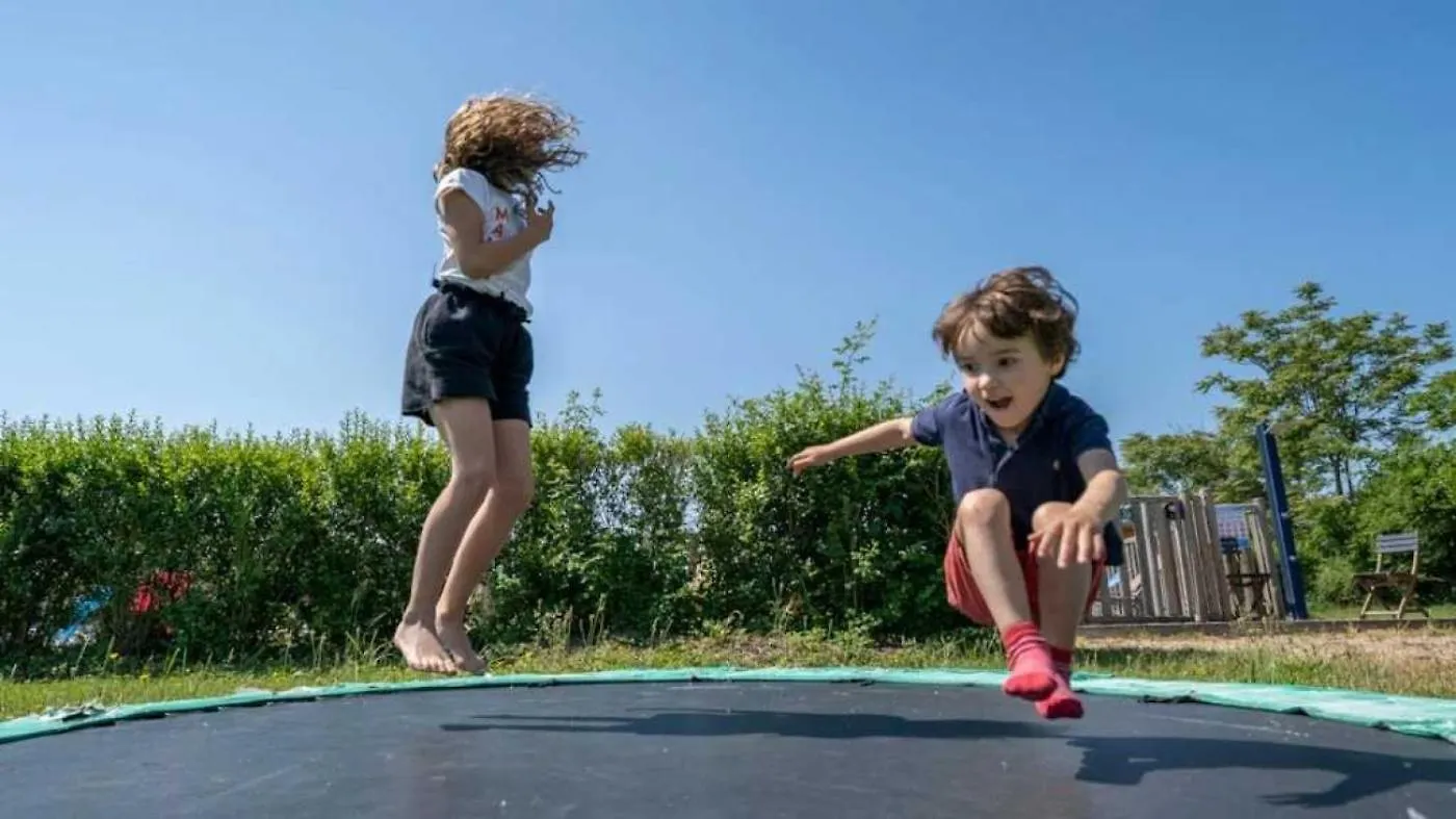 Cabane - Piscine - Eecede Chassenard Holiday home