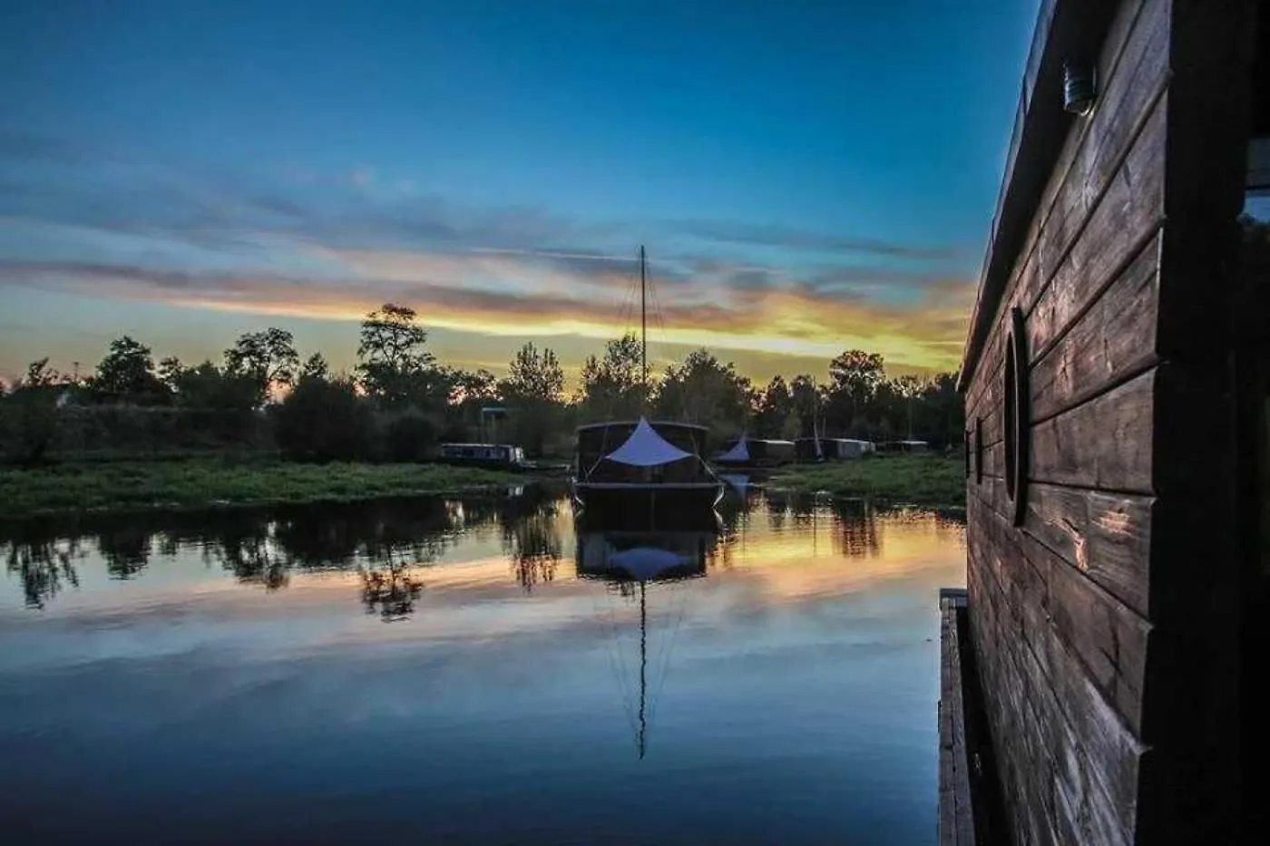 Semesterbostad Cabane - Piscine - Eecede Chassenard